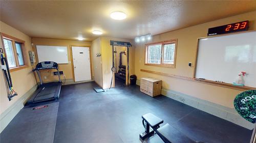 2201 29Th Street, Cranbrook, BC - Indoor Photo Showing Gym Room