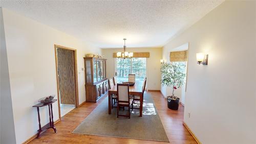 2201 29Th Street, Cranbrook, BC - Indoor Photo Showing Dining Room