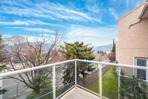 30-383 Columbia St W Street, Kamloops, BC - Outdoor With Balcony