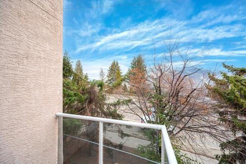 30-383 Columbia St W Street, Kamloops, BC - Outdoor With Balcony