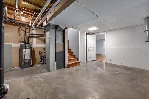 30-383 Columbia St W Street, Kamloops, BC - Indoor Photo Showing Basement