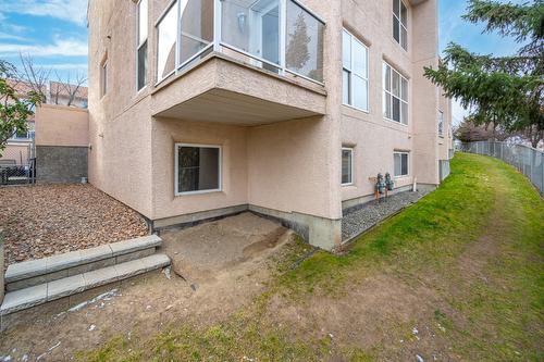 30-383 Columbia St W Street, Kamloops, BC - Outdoor