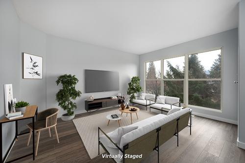 30-383 Columbia St W Street, Kamloops, BC - Indoor Photo Showing Living Room