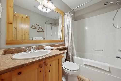 21-6005 Valley Drive, Sun Peaks, BC - Indoor Photo Showing Bathroom