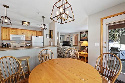 21-6005 Valley Drive, Sun Peaks, BC - Indoor Photo Showing Dining Room