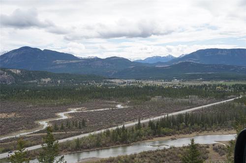 Lot 1 Tamarack Street, Canal Flats, BC 