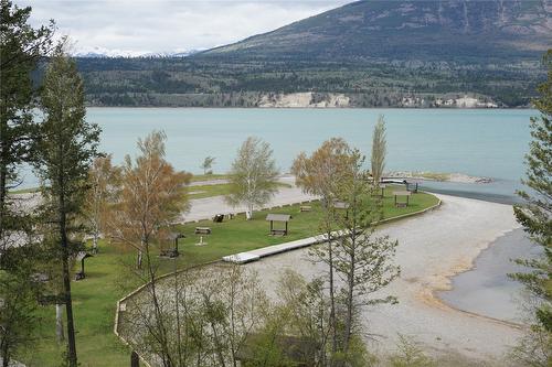 Lot 1 Tamarack Street, Canal Flats, BC 