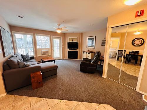 5005B-5052 Riverview Road Road, Fairmont Hot Springs, BC - Indoor Photo Showing Living Room With Fireplace