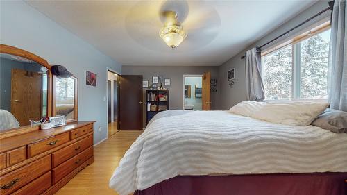 5075 Booth Creek Road, Cranbrook, BC - Indoor Photo Showing Bedroom