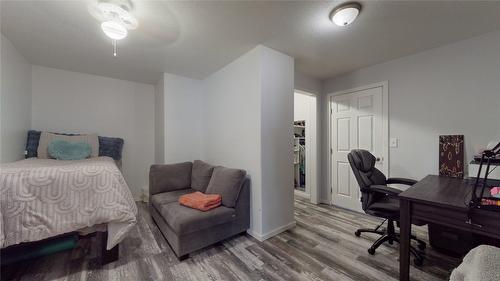 5075 Booth Creek Road, Cranbrook, BC - Indoor Photo Showing Bedroom