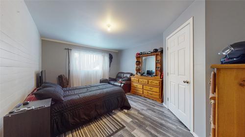 5075 Booth Creek Road, Cranbrook, BC - Indoor Photo Showing Bedroom