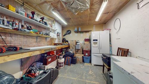 5075 Booth Creek Road, Cranbrook, BC - Indoor Photo Showing Basement