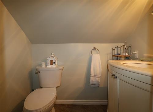 148 309Th Avenue, Kimberley, BC - Indoor Photo Showing Bathroom