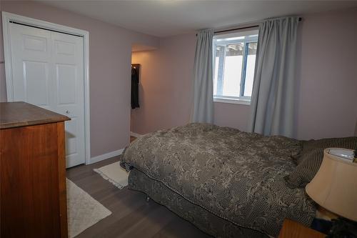 148 309Th Avenue, Kimberley, BC - Indoor Photo Showing Bedroom