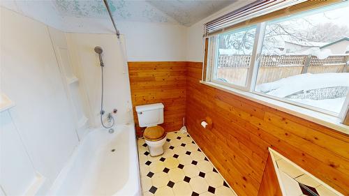 223 Crestbrook Avenue, Cranbrook, BC - Indoor Photo Showing Other Room