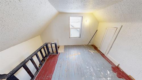 223 Crestbrook Avenue, Cranbrook, BC - Indoor Photo Showing Other Room