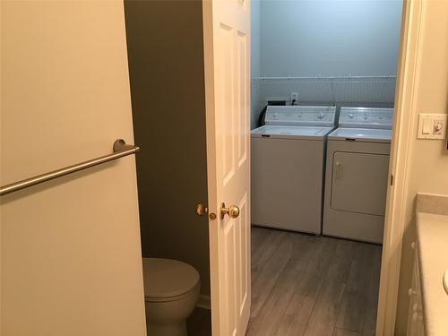 4-650 Harrington Road, Kamloops, BC - Indoor Photo Showing Laundry Room