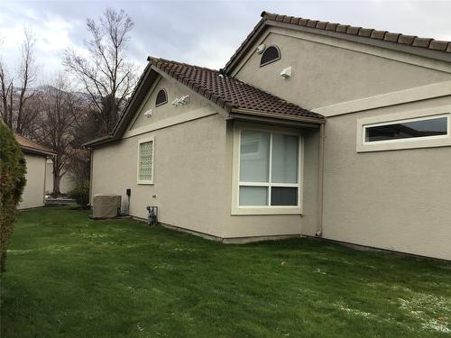 4-650 Harrington Road, Kamloops, BC - Outdoor With Exterior