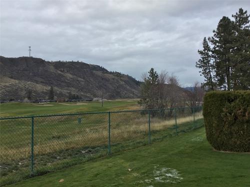 4-650 Harrington Road, Kamloops, BC - Outdoor