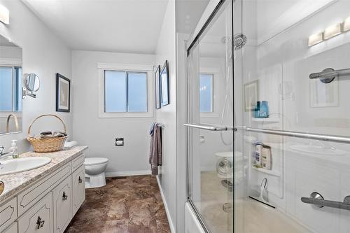 304 Montego Road, Kamloops, BC - Indoor Photo Showing Bathroom