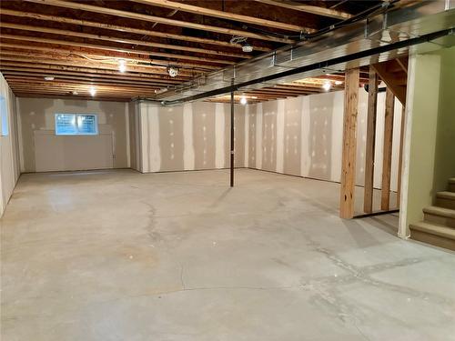 119 Mountain Side Drive, Fruitvale, BC - Indoor Photo Showing Basement