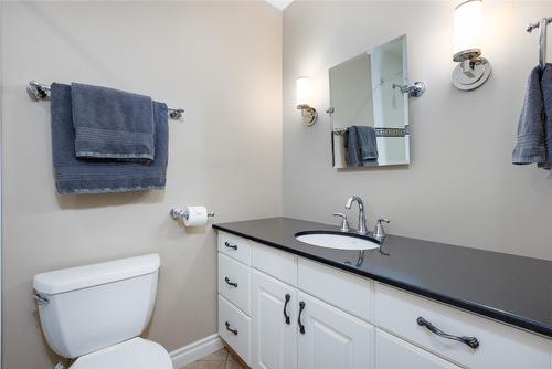 301-303-1151 Gerry Sorensen Way, Kimberley, BC - Indoor Photo Showing Bathroom