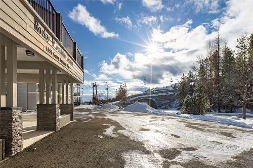 301-303-1151 Gerry Sorensen Way, Kimberley, BC - Outdoor With View