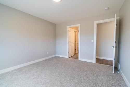 176-8800 Dallas Drive, Kamloops, BC - Indoor Photo Showing Other Room