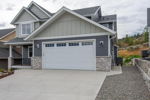 8759 Badger Drive, Kamloops, BC - Outdoor