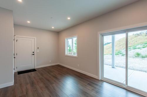 8759 Badger Drive, Kamloops, BC - Indoor Photo Showing Other Room