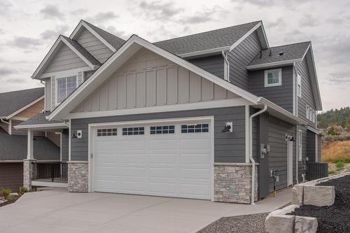 8759 Badger Drive, Kamloops, BC - Outdoor