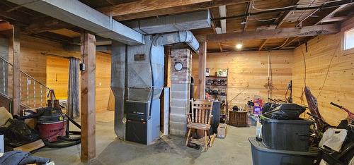 4966 Luck Avenue, Canal Flats, BC - Indoor Photo Showing Basement