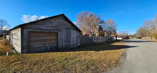 4966 Luck Avenue, Canal Flats, BC - Outdoor