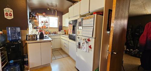 4966 Luck Avenue, Canal Flats, BC - Indoor