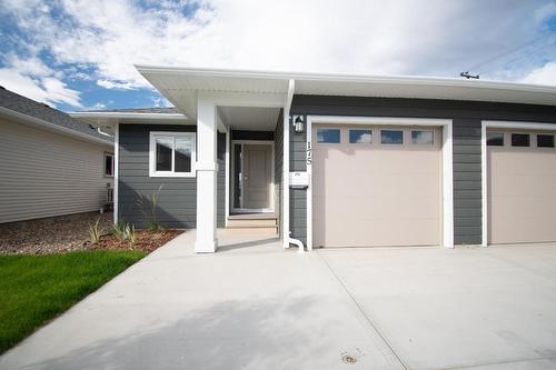 175-8800 Dallas Drive, Kamloops, BC - Outdoor