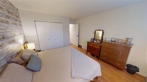 2309 7Th Street, Cranbrook, BC - Indoor Photo Showing Bedroom