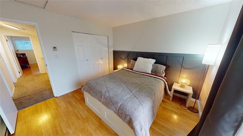 2309 7Th Street, Cranbrook, BC - Indoor Photo Showing Bedroom