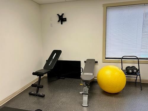 414-400 Stemwinder Drive, Kimberley, BC - Indoor Photo Showing Gym Room