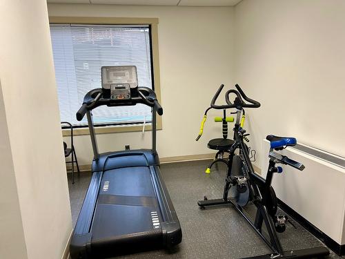 414-400 Stemwinder Drive, Kimberley, BC - Indoor Photo Showing Gym Room