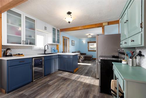 8079 Sorensen Road, Kimberley, BC - Indoor Photo Showing Kitchen