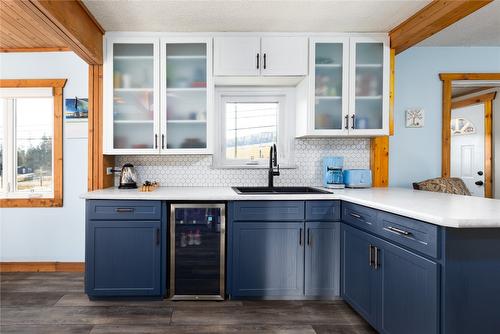 8079 Sorensen Road, Kimberley, BC - Indoor Photo Showing Kitchen With Double Sink