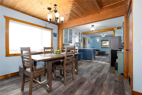 8079 Sorensen Road, Kimberley, BC - Indoor Photo Showing Dining Room