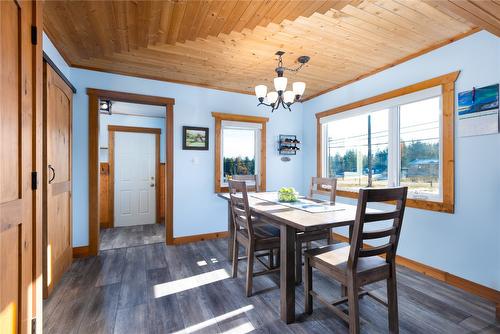 8079 Sorensen Road, Kimberley, BC - Indoor Photo Showing Dining Room