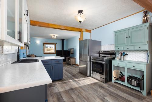 8079 Sorensen Road, Kimberley, BC - Indoor Photo Showing Kitchen