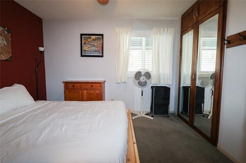 829-880 Northstar Drive, Kimberley, BC - Indoor Photo Showing Bedroom