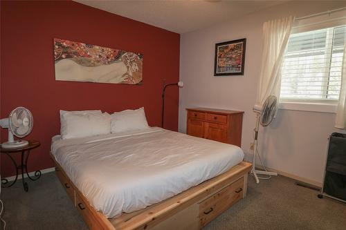 829-880 Northstar Drive, Kimberley, BC - Indoor Photo Showing Bedroom