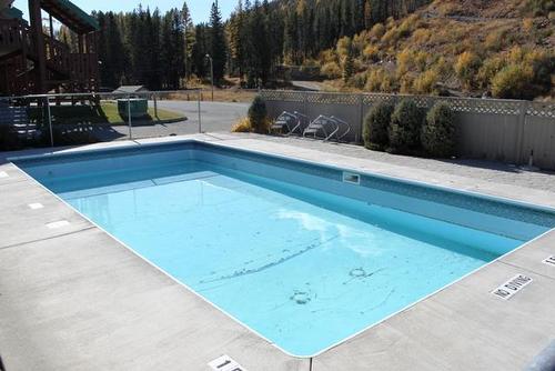 829-880 Northstar Drive, Kimberley, BC - Outdoor With In Ground Pool