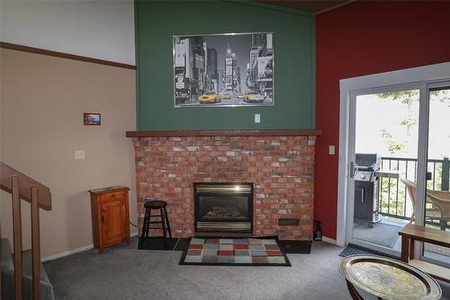 829-880 Northstar Drive, Kimberley, BC - Indoor With Fireplace