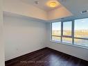 436-395 Dundas St W, Oakville, ON  - Indoor Photo Showing Other Room 