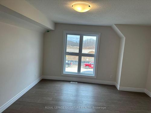 712 Wesley Blvd, Cambridge, ON - Indoor Photo Showing Other Room